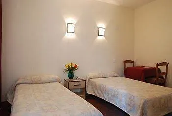 Hipotel Lilas Gambetta Paris Hotel
