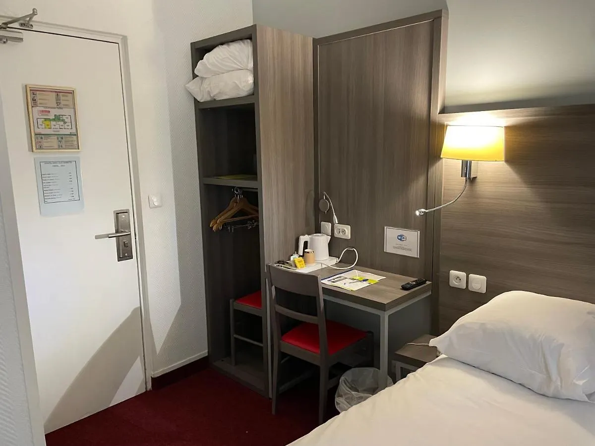 Hotel Hipotel Lilas Gambetta Paris