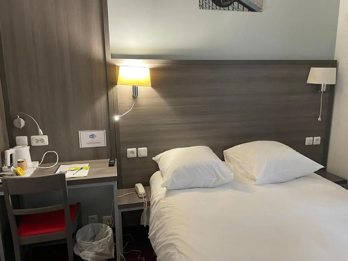 Hipotel Lilas Gambetta Paris Hotel