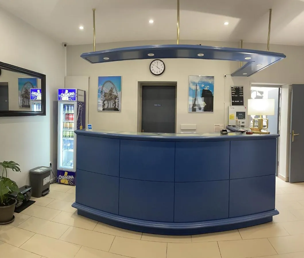 Hipotel Lilas Gambetta Paris 3*,  France