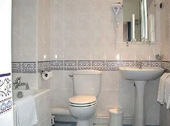 Hipotel Lilas Gambetta Párizs