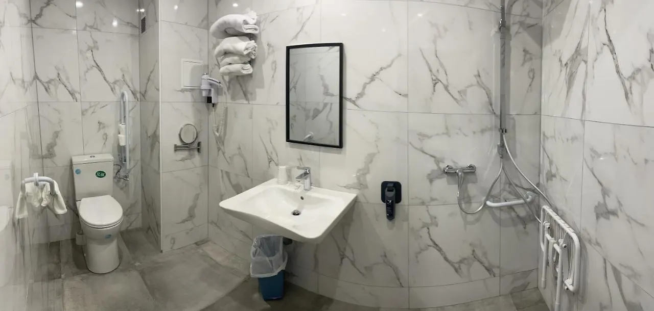 Hipotel Lilas Gambetta Paris Hotel