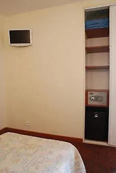 *** Hotel Hipotel Lilas Gambetta Paris Frankreich